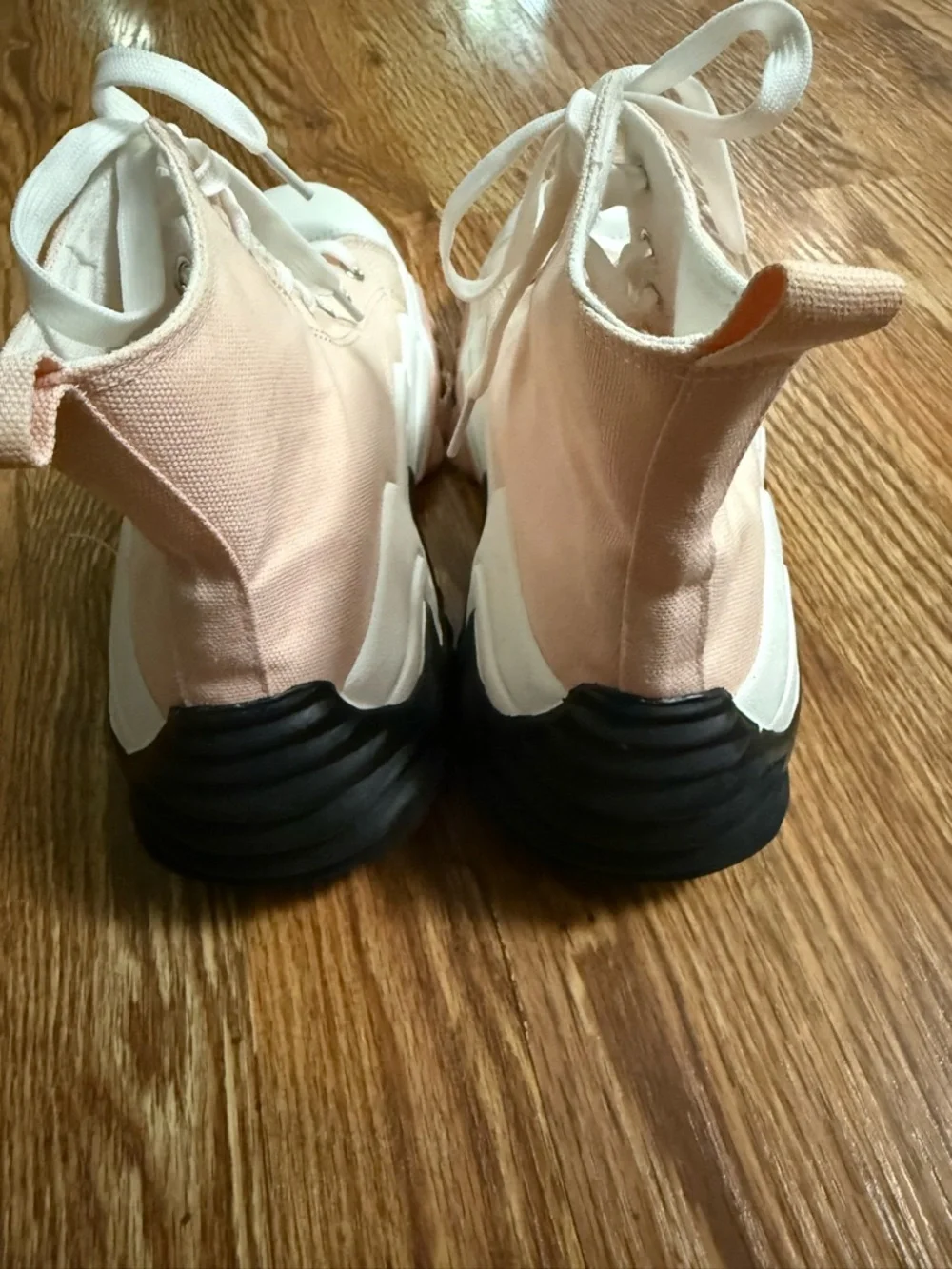 Women’s Platform Sneakers Size 10